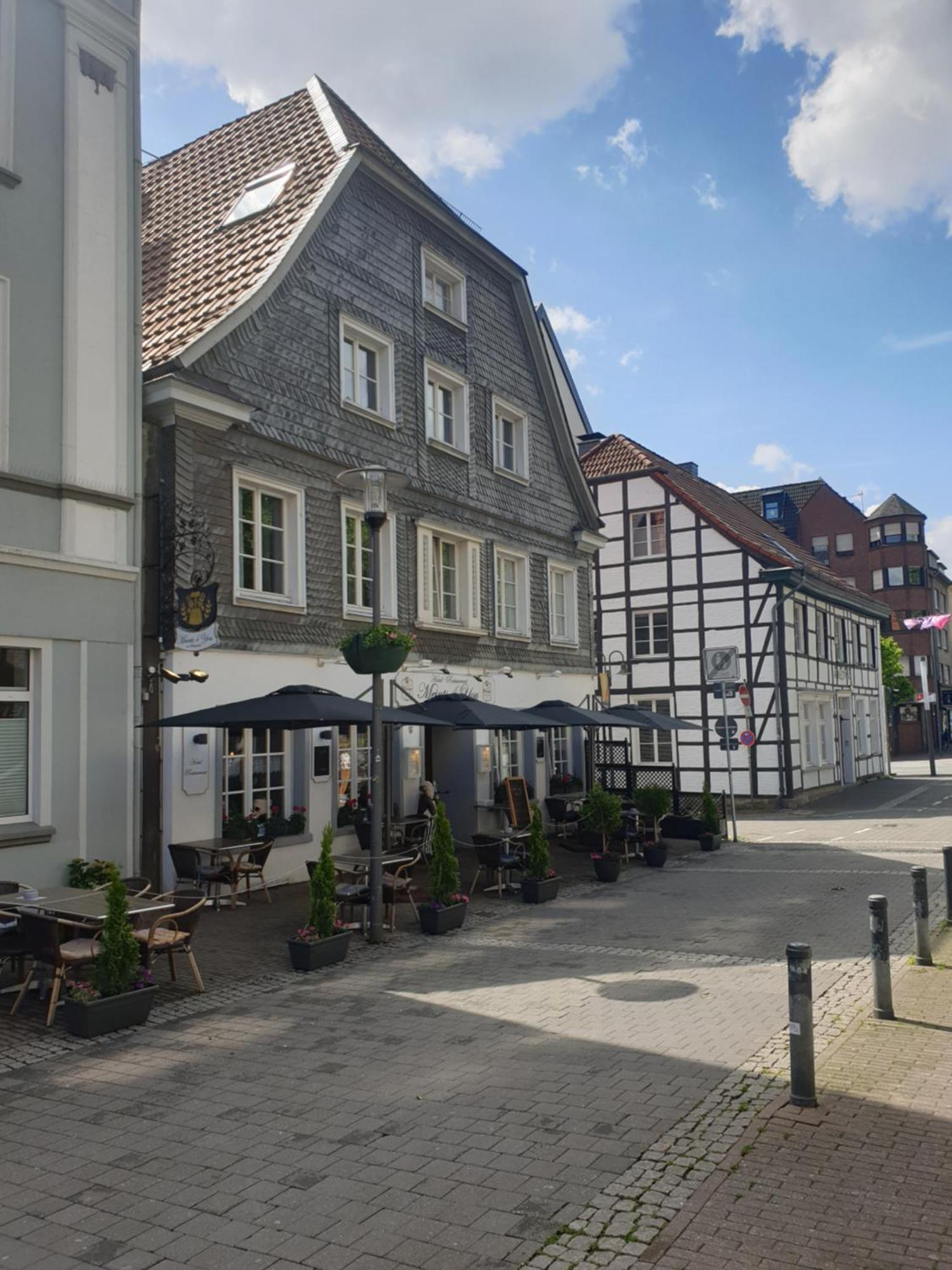 Hotel Restaurant Meints4You Im Burgerhof Recklinghausen Exterior foto